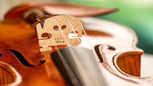 Viotti Violin Bridge 4/4: Finer Grade Solid Maple Violin Bridge, Pre-Cut & Pre-Fitted to Fit Most 4/4 Violins, Crafted by Highly Skilled Experts for Sharper Sound, Volume, Beauty & Clarity